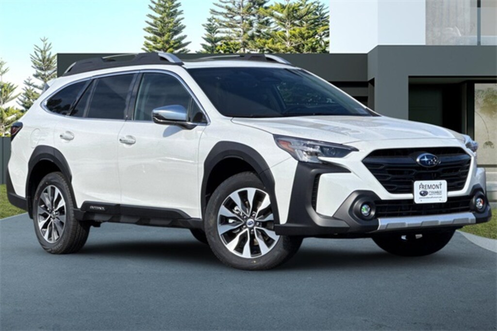 Used 2025 Subaru Outback Touring XT SUV