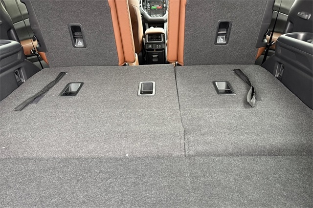 2025 Subaru Ascent Touring - Photo 13