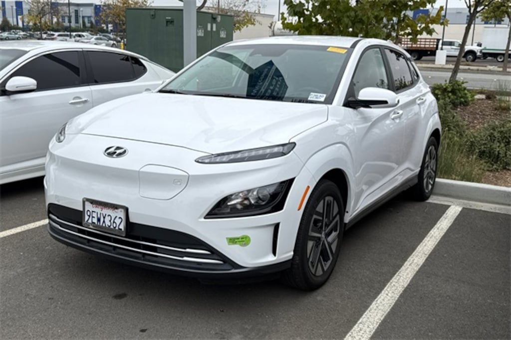 Used 2023 Hyundai Kona Electric SE SUV