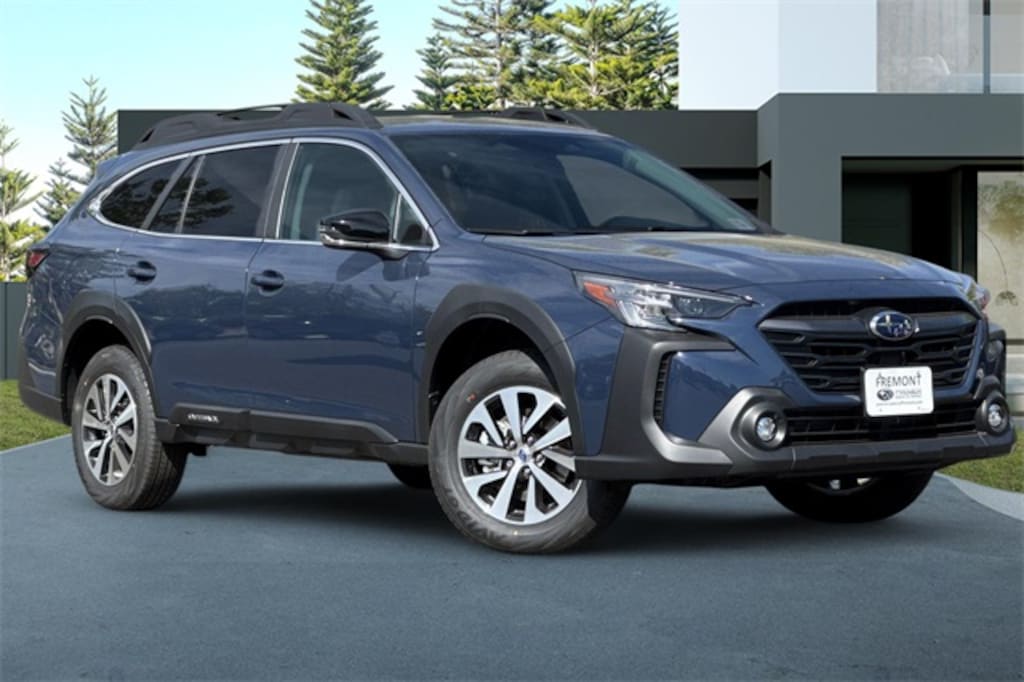 Used 2025 Subaru Outback Premium SUV