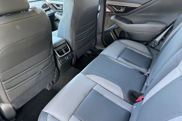 2025 Subaru Outback Onyx Edition - Photo 11