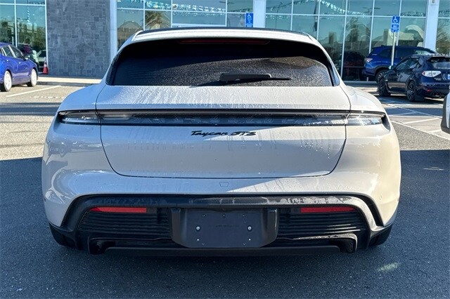 2022 Porsche Taycan GTS Sport Turismo photo 4