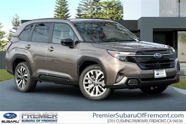 2025 Subaru Forester Touring's photo