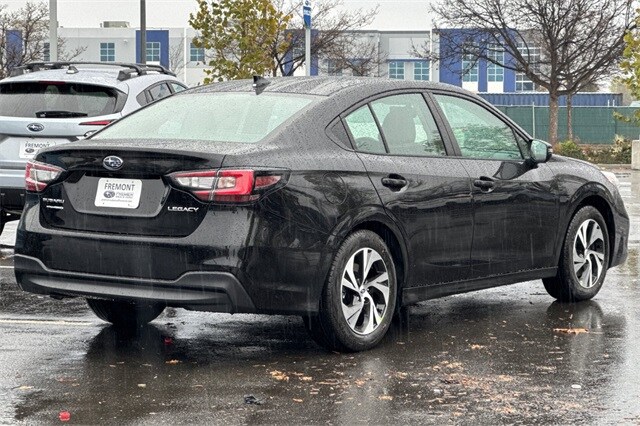 2025 Subaru Legacy Premium photo 4