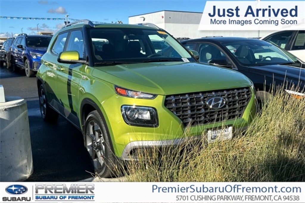 Used 2024 Hyundai Venue SEL SUV