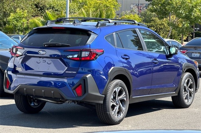 2025 Subaru Crosstrek Premium photo 4