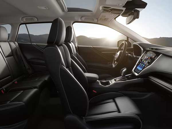 2025 Subaru Outback interior
