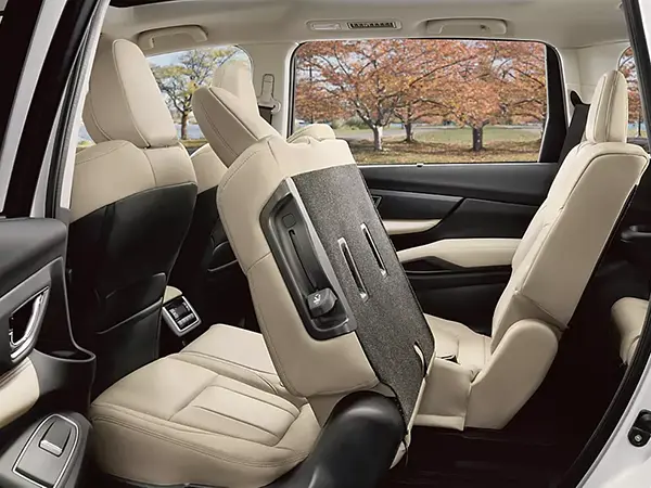 2025 Subaru Ascent seats