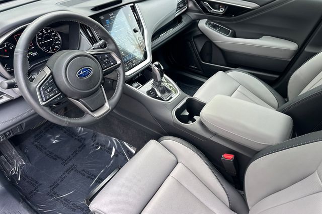 2025 Subaru Outback Limited - Photo 10