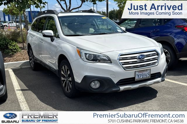 2015 Subaru Outback 2.5i Limited CVT PZEV's photo