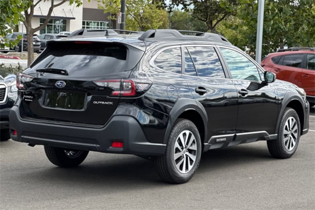 New 2025 Subaru Outback Premium SUV