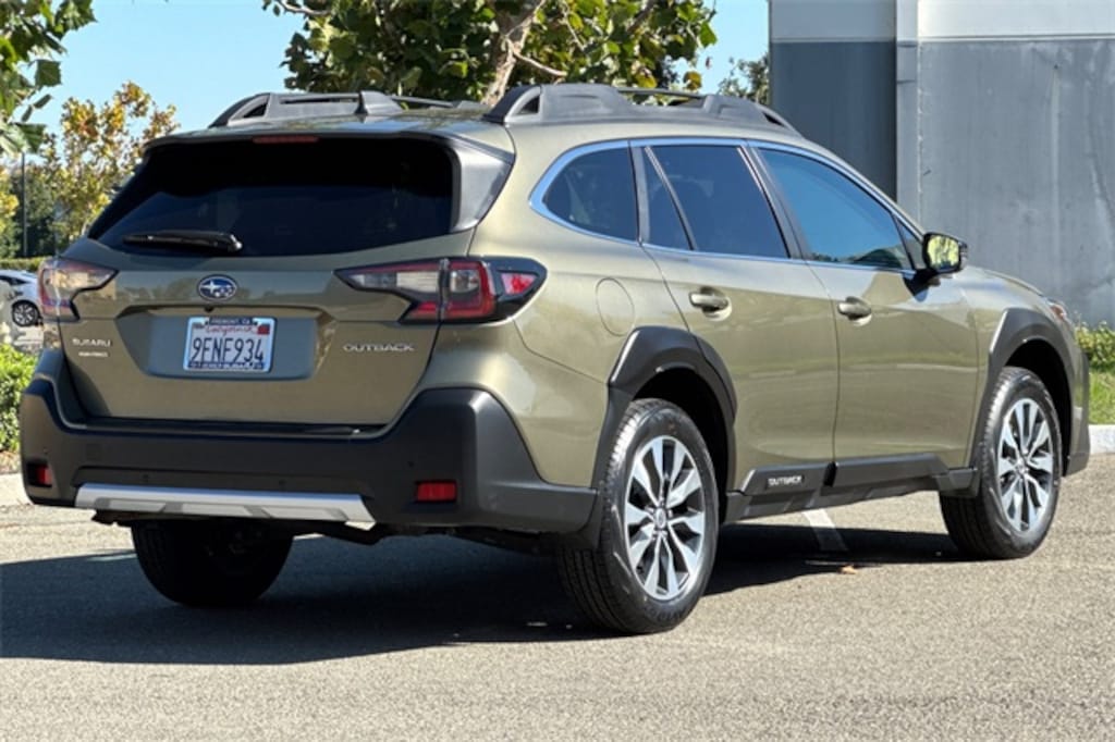 Used 2023 Subaru Outback Limited SUV