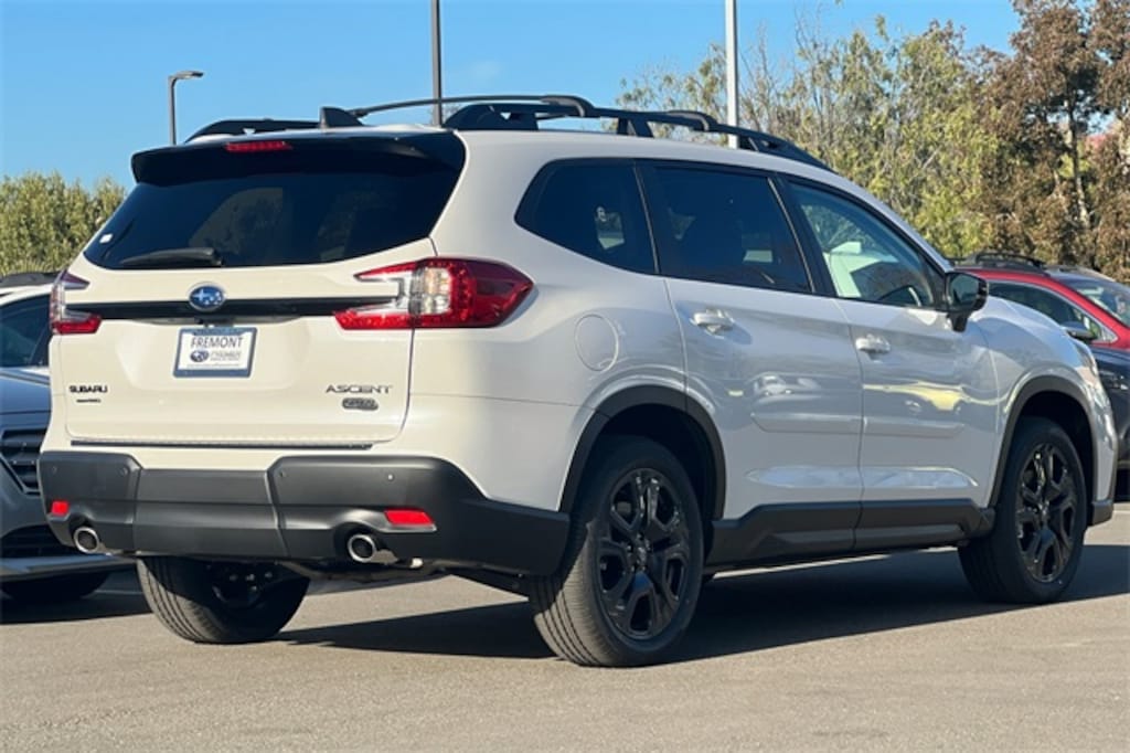 New 2026 Subaru Ascent Onyx Edition Touring 7-Passenger SUV