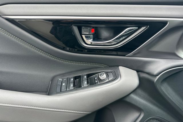 2025 Subaru Outback Onyx Edition - Photo 11