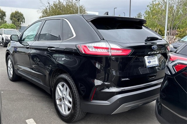 2024 Ford Edge SEL photo 3