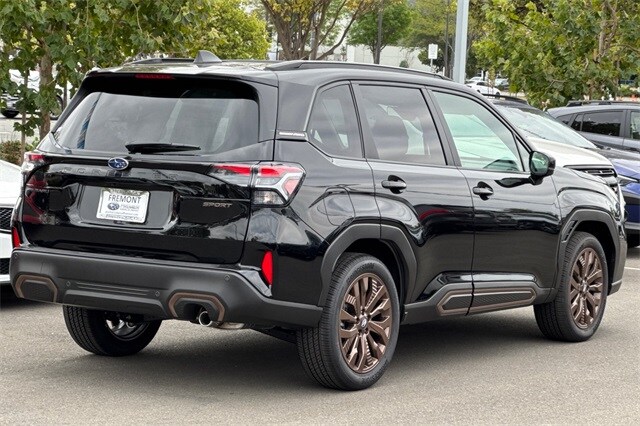 2025 Subaru Forester Sport photo 4