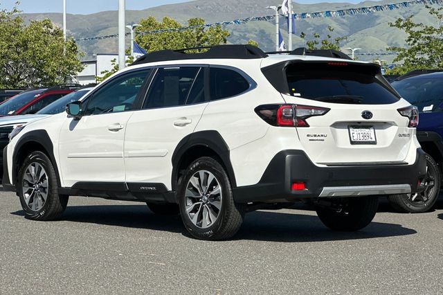2025 Subaru Outback Limited - Photo 6