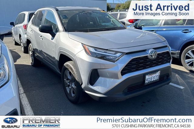 2023 Toyota RAV4 Hybrid LE AWD's photo
