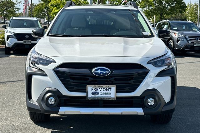 2025 Subaru Outback Limited - Photo 9
