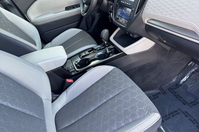 2026 Subaru Forester Base - Photo 18