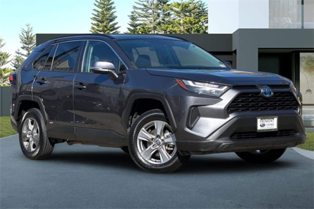Used 2024 Toyota RAV4 Hybrid XLE SUV