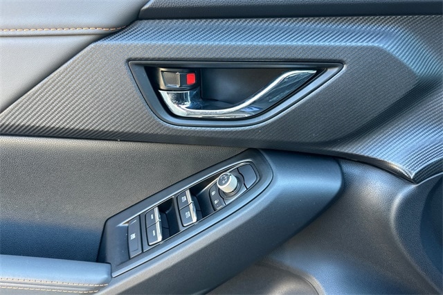 2025 Subaru Crosstrek Limited - Photo 11