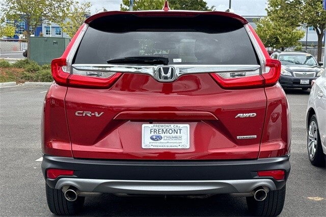 2019 Honda CR-V Touring photo 3