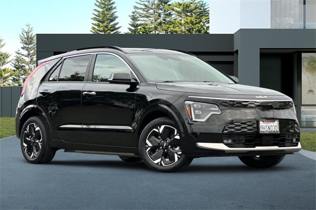 Used 2023 Kia Niro Wave with VIN KNDCT3L16P5039148 for sale in Fremont, CA