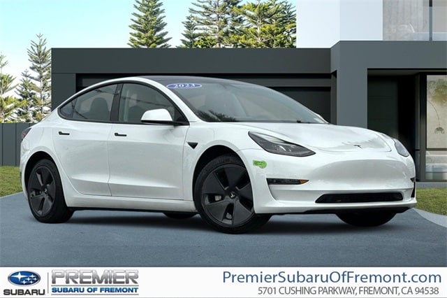 2023 Tesla Model 3 Base's photo