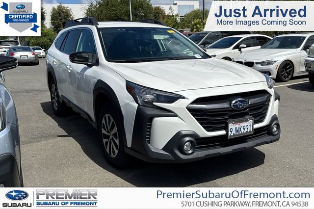 2024 Subaru Outback Premium's photo