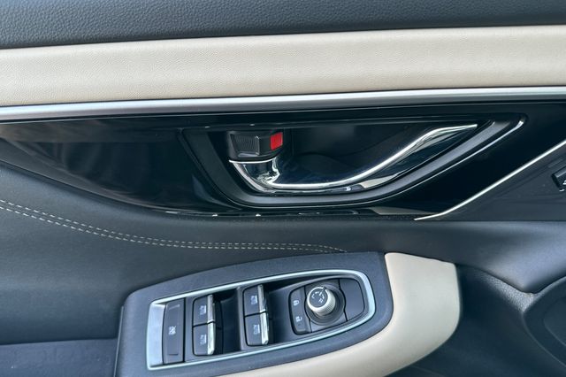 2025 Subaru Outback Limited - Photo 11