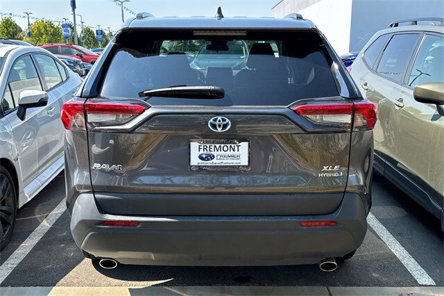 2024 Toyota RAV4 Hybrid XLE photo 4