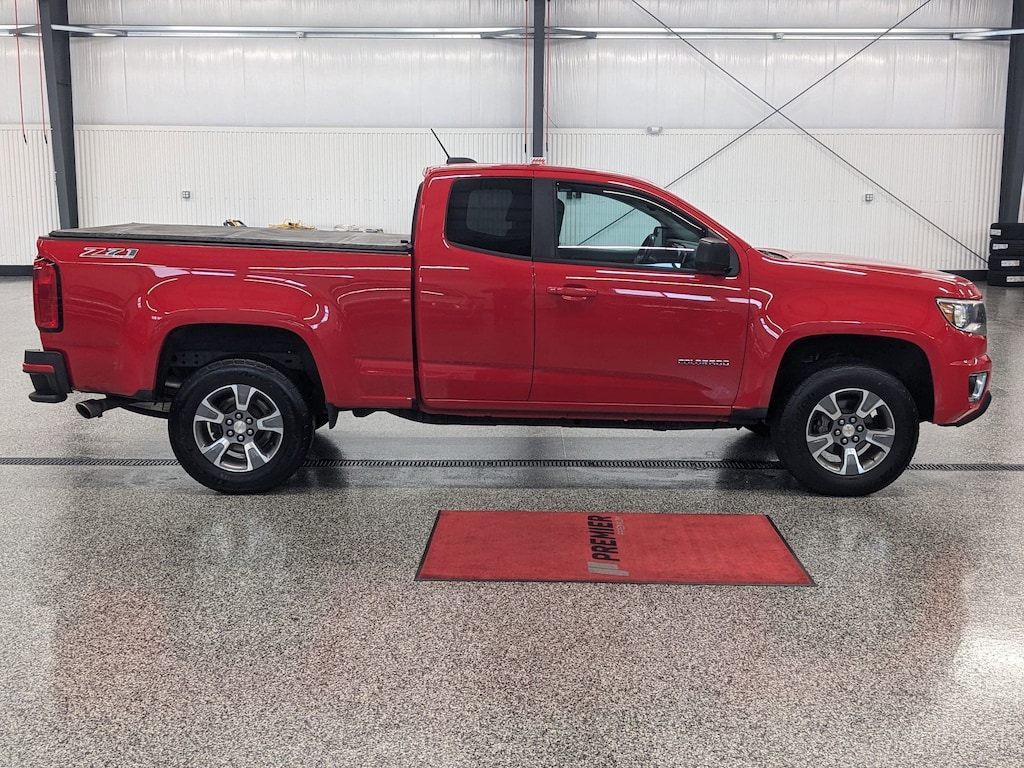 Used 2018 Chevrolet Colorado 4WD Z71 Extended Cab Pickup