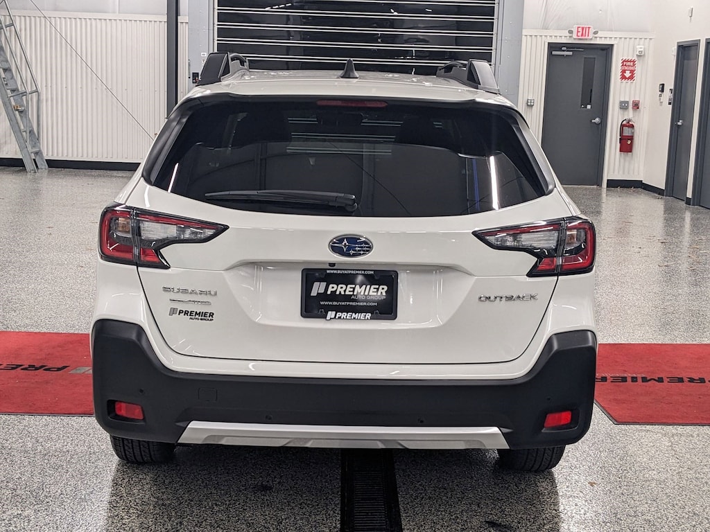 Certified 2025 Subaru Outback Limited Sport Utility