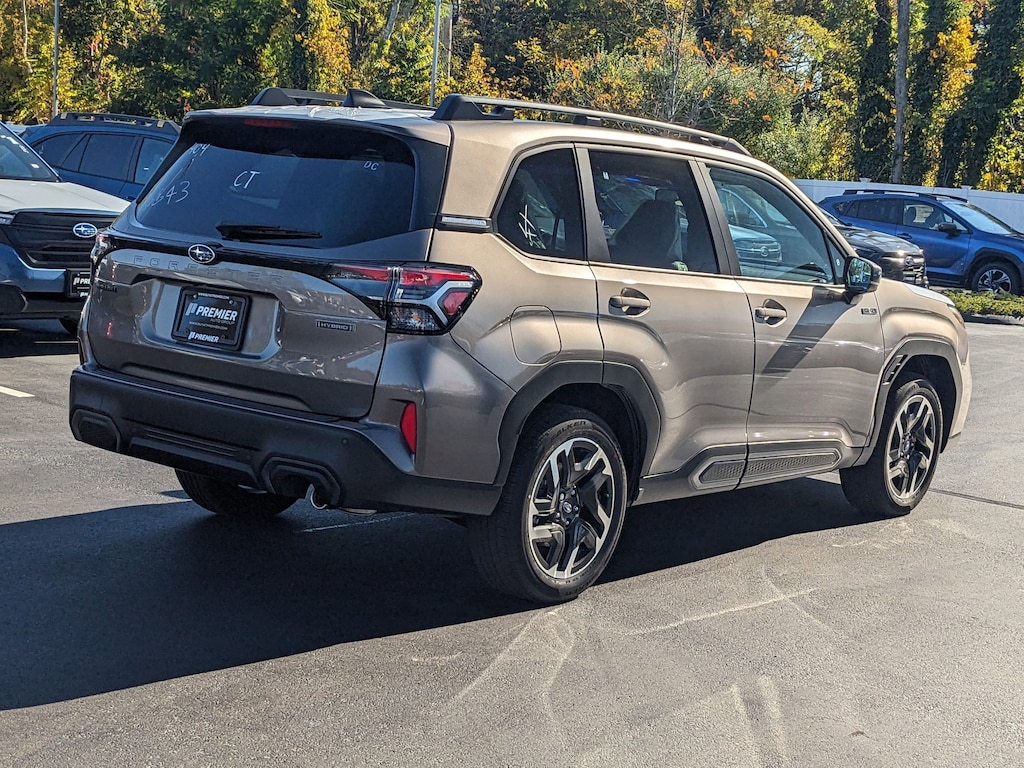New 2025 Subaru Forester Hybrid Limited SUV