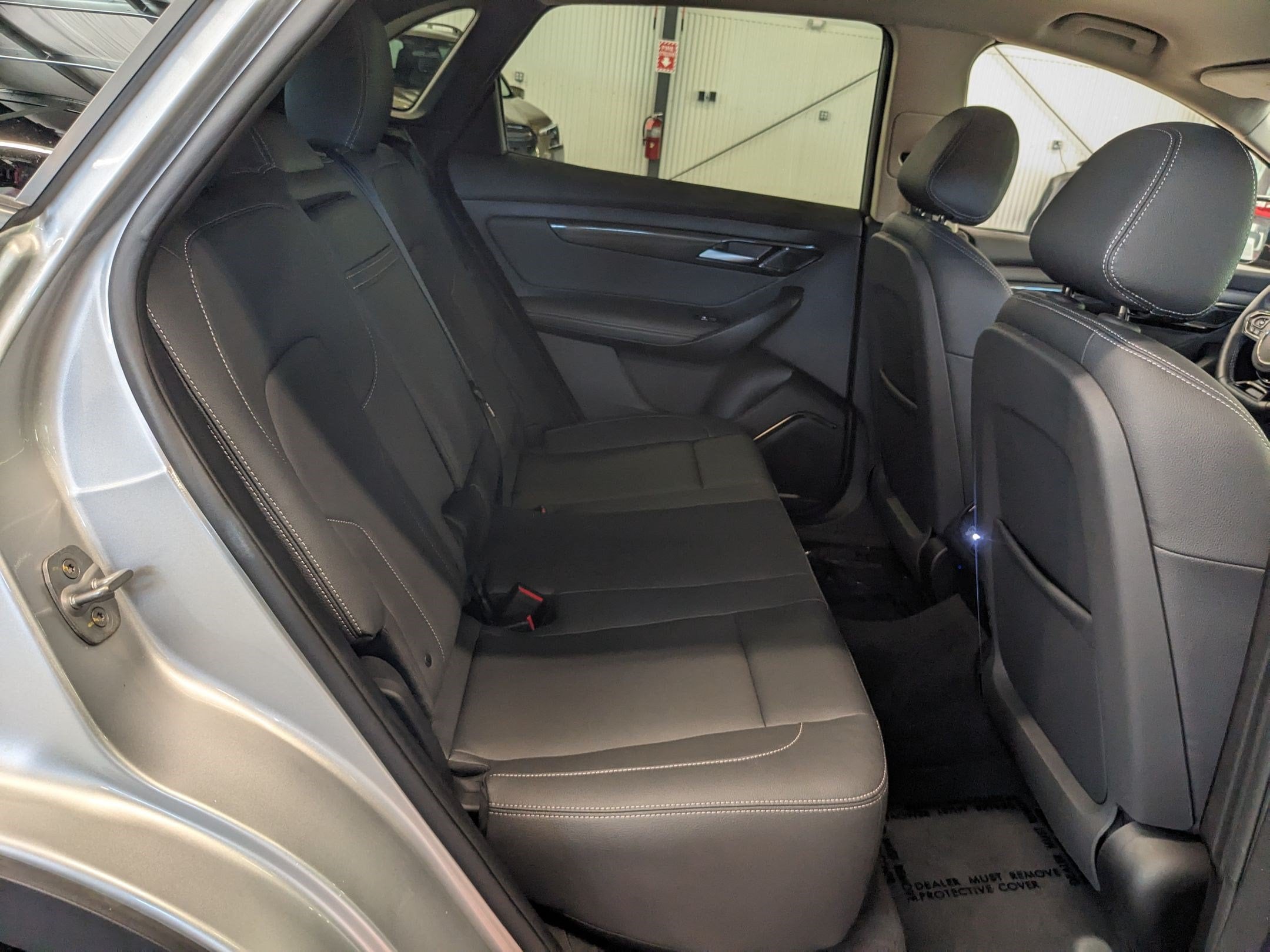2023 VinFast VF 8 ECO - Photo 27