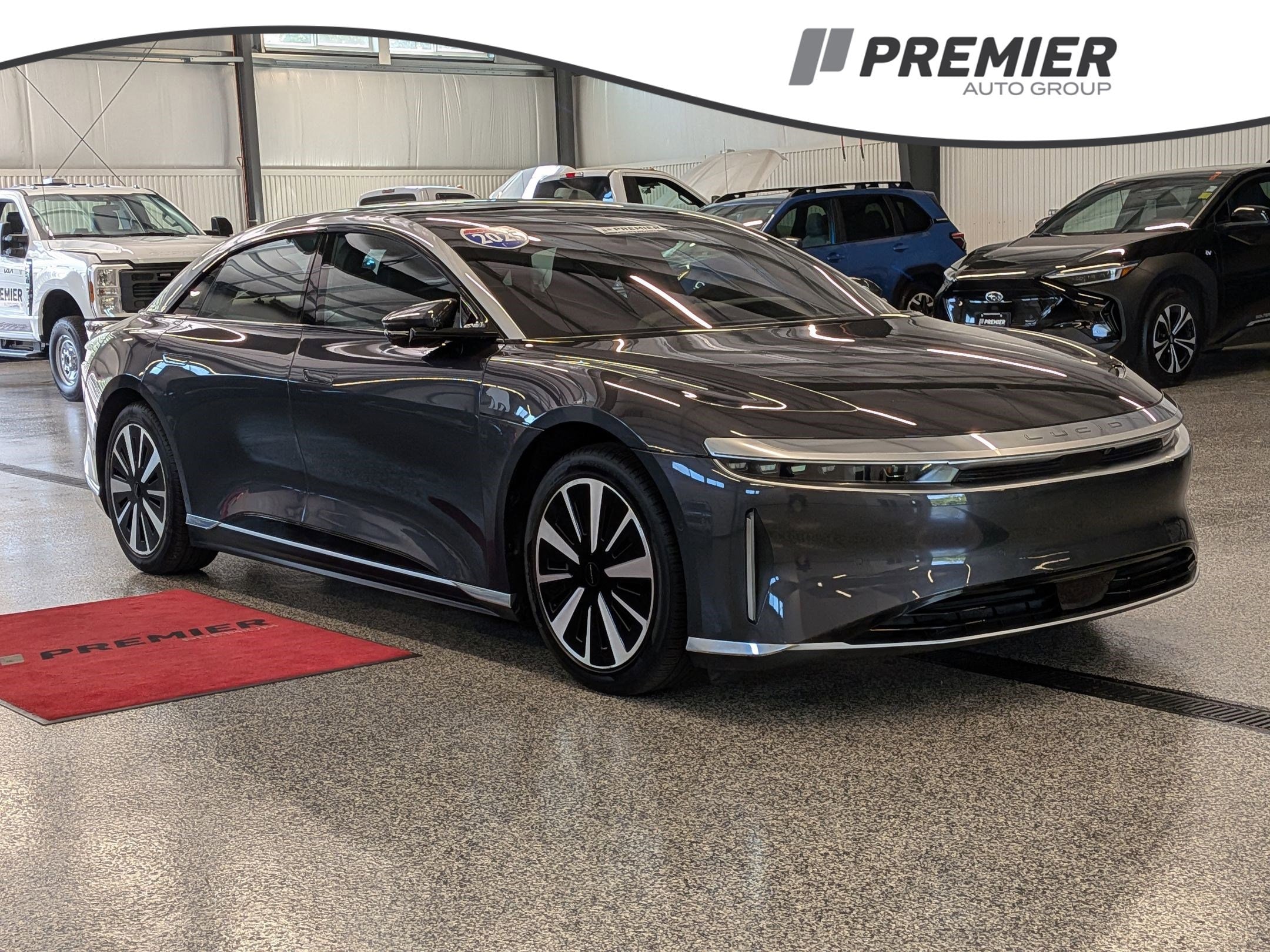 2025 Lucid Air Touring's photo