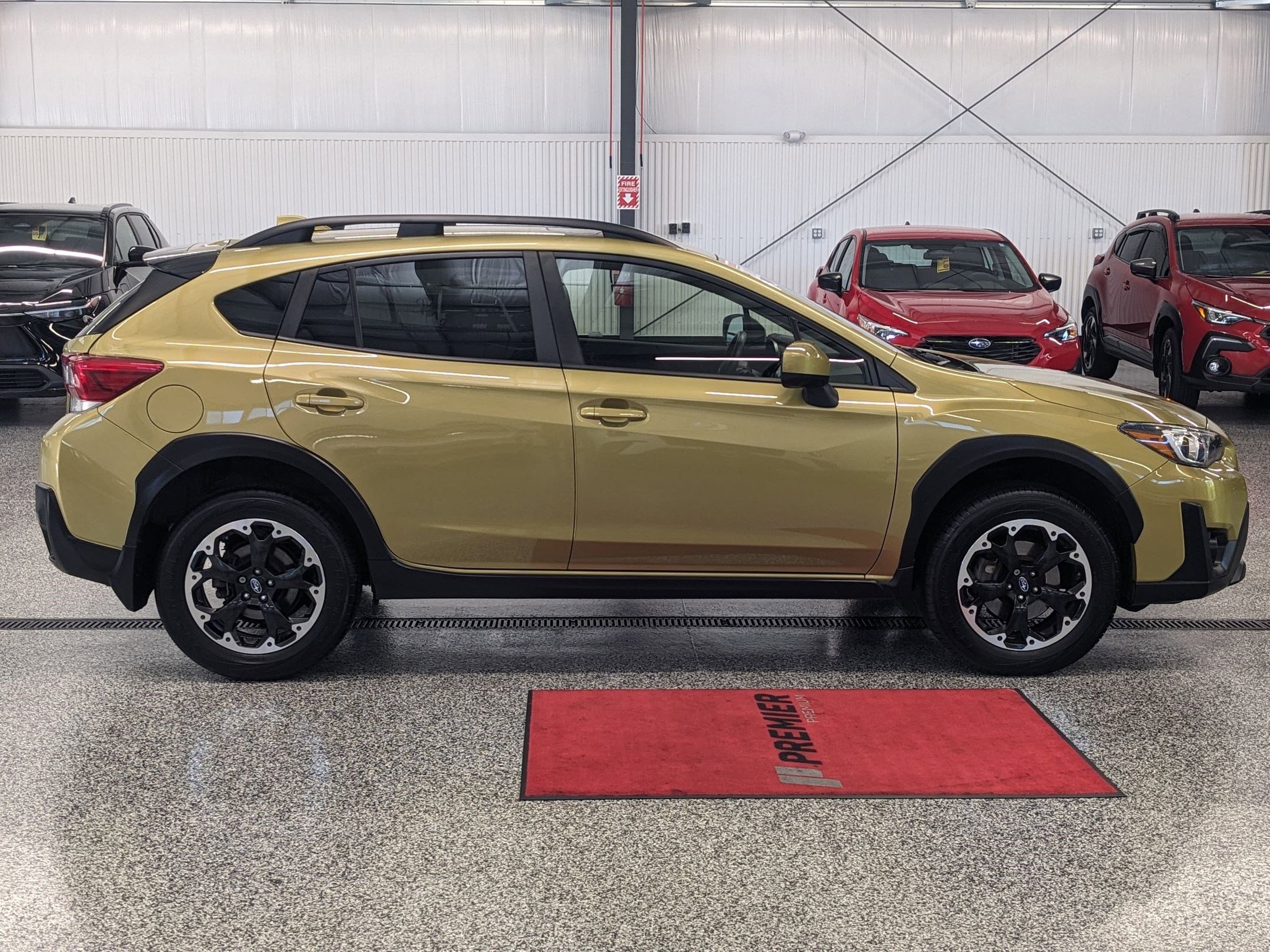 2023 Subaru Crosstrek Premium photo 2