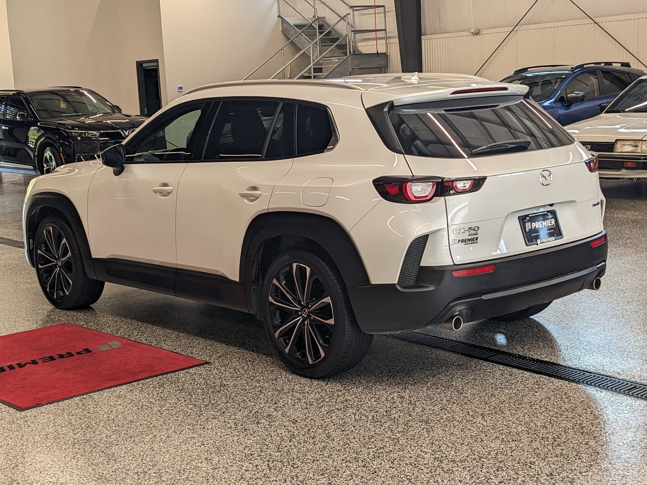2023 Mazda CX-50 2.5 Premium Plus photo 4