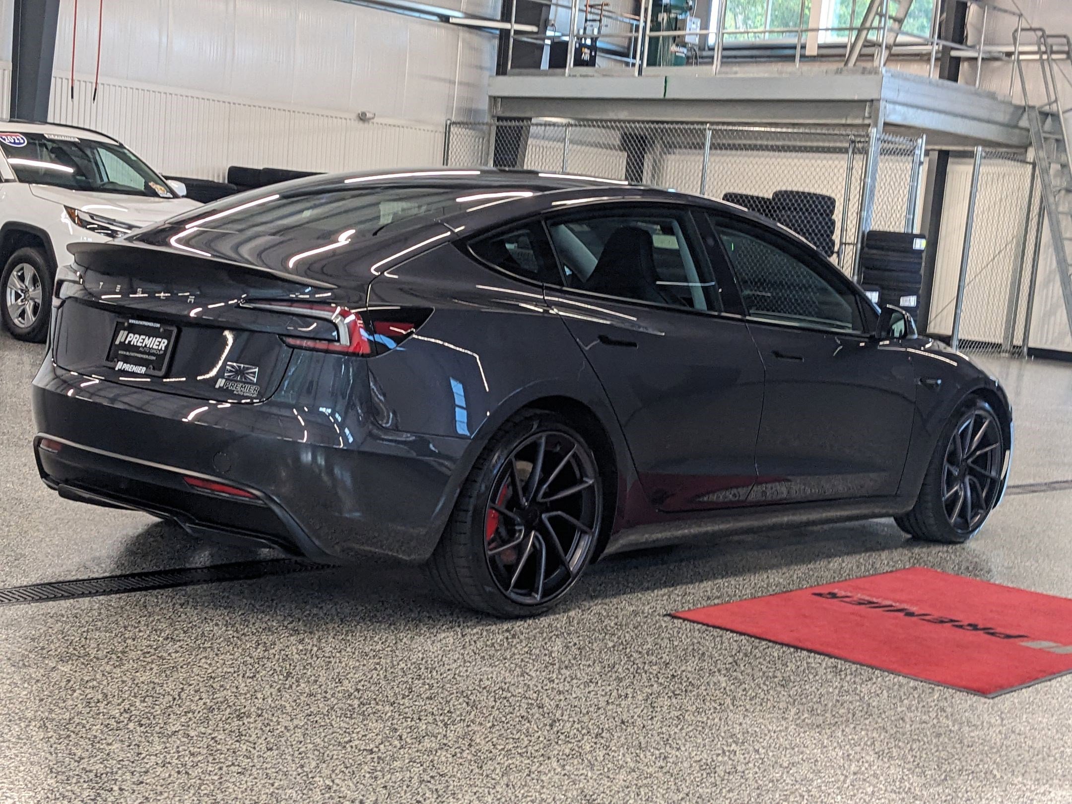 2024 Tesla Model 3 Performance photo 3
