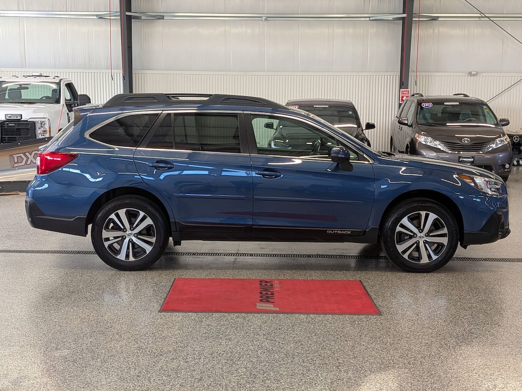 Used 2019 Subaru Outback Limited Sport Utility