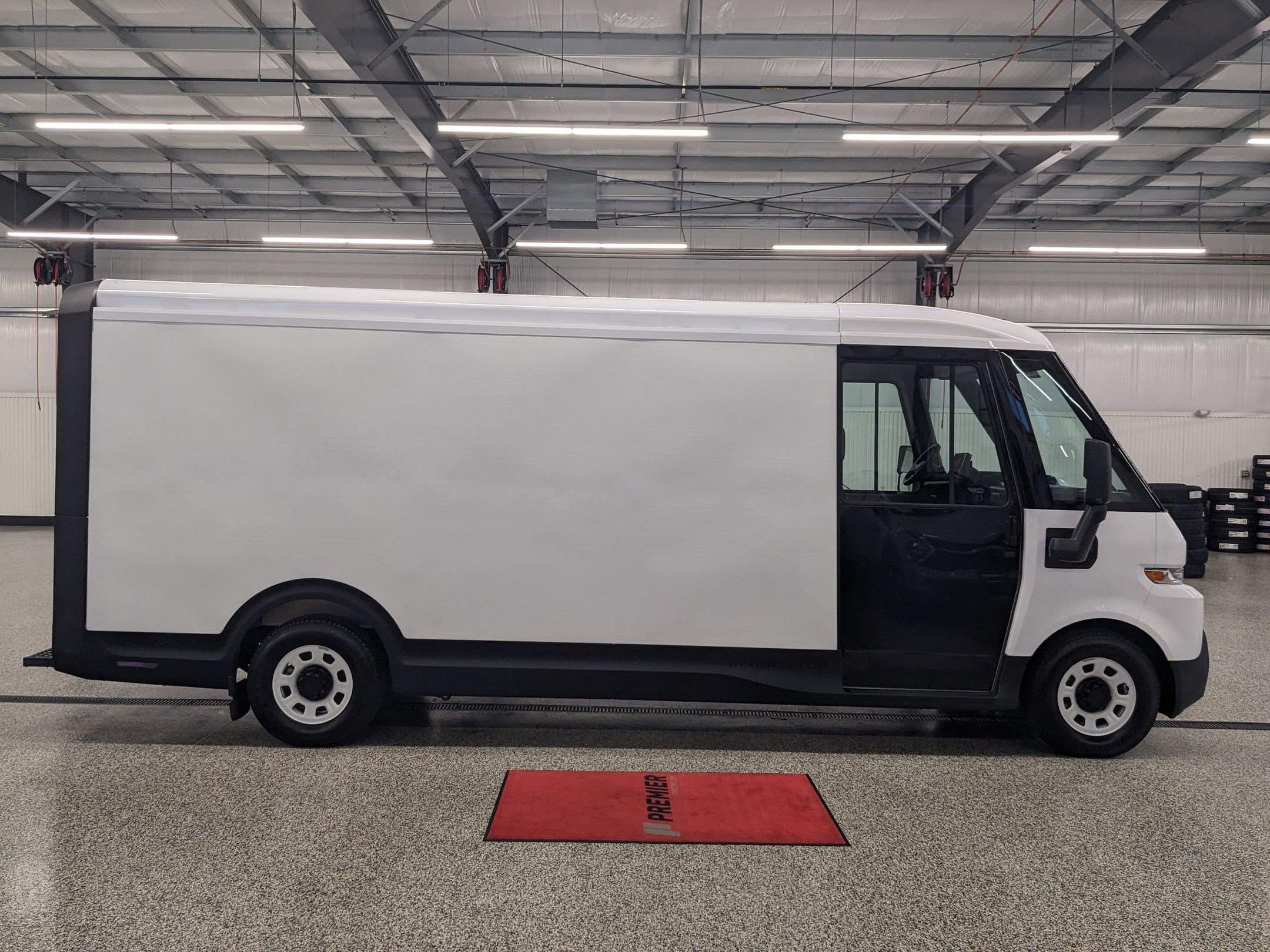 2024 Brightdrop Zevo 600 photo 2