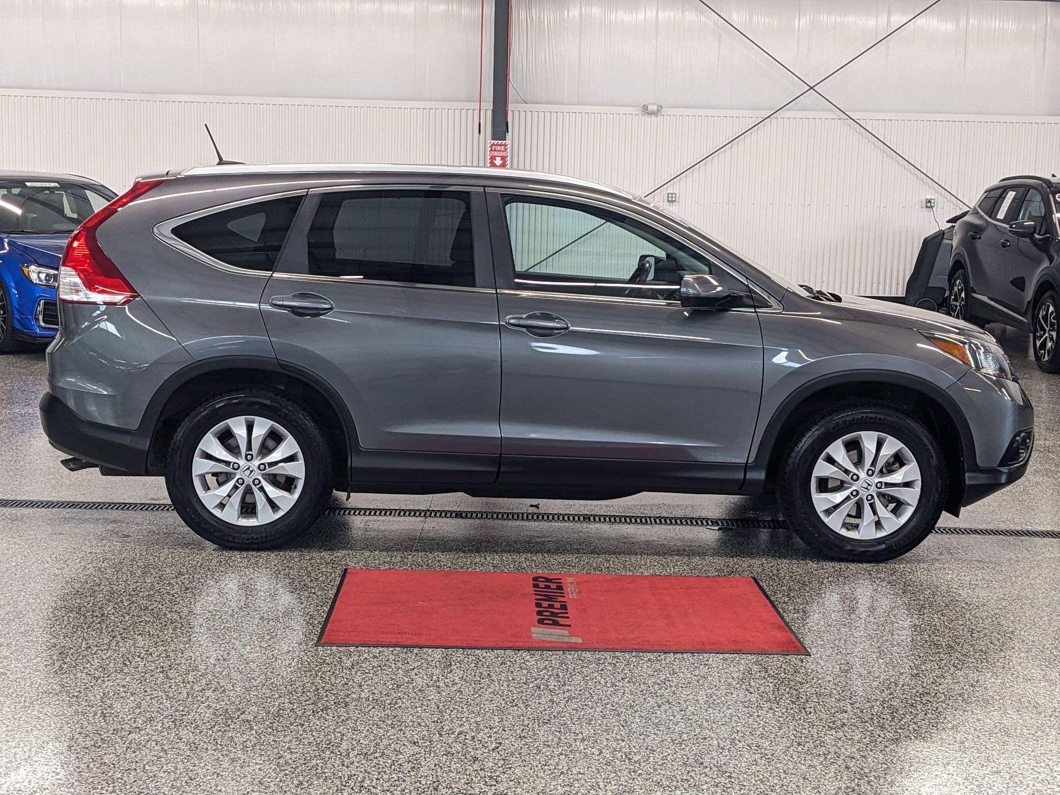 Used 2014 Honda CR-V EX-L with VIN 2HKRM4H7XEH660271 for sale in Branford, CT