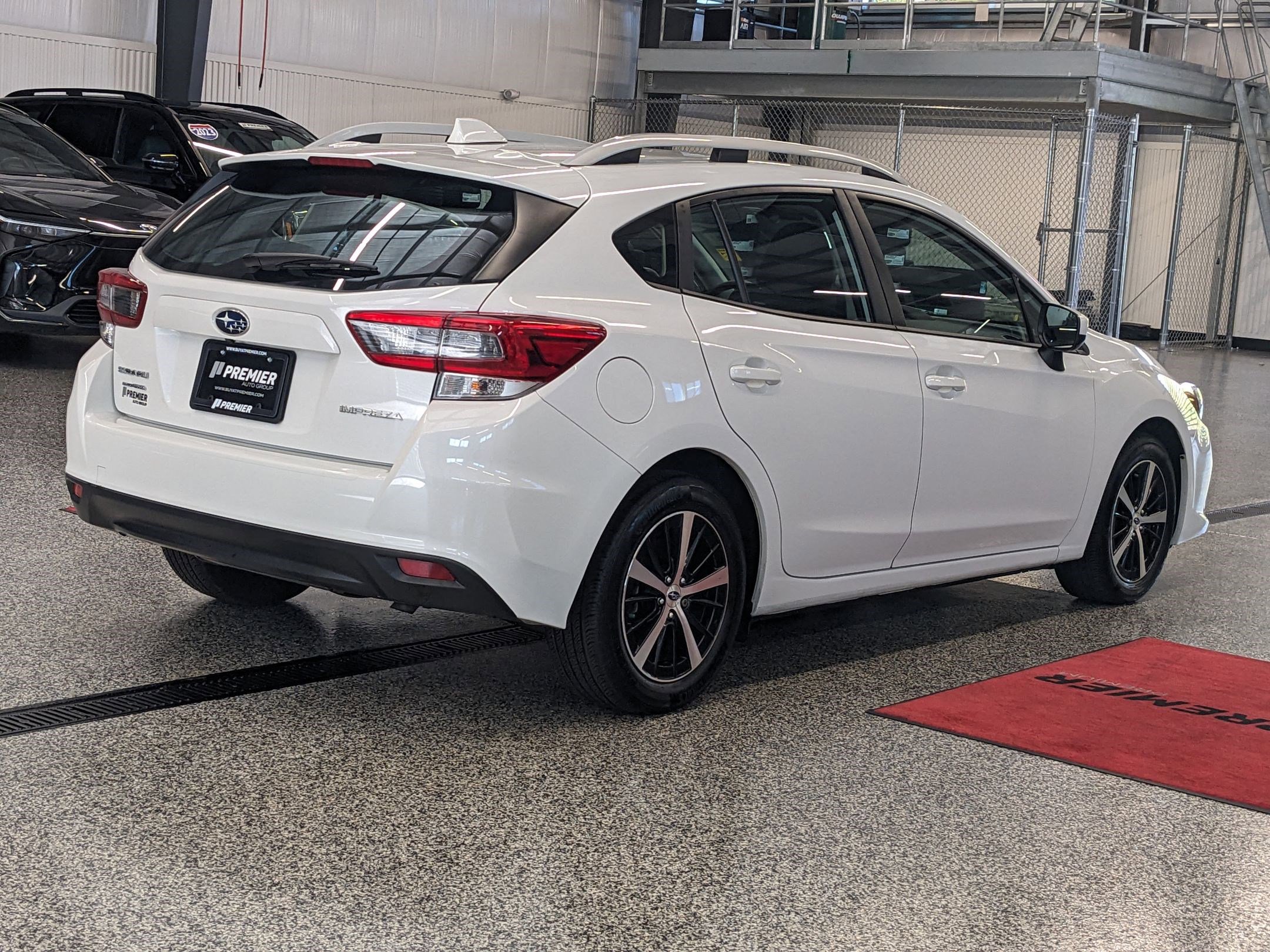 2023 Subaru Impreza Premium photo 3