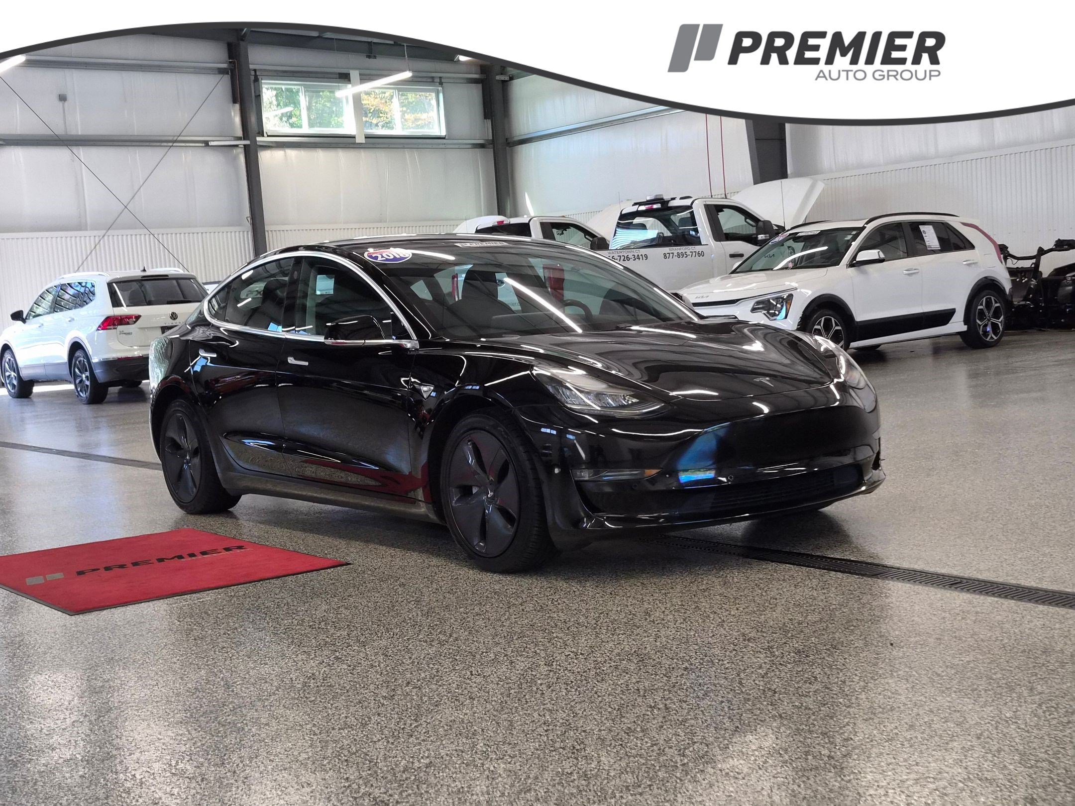  Tesla Model 3