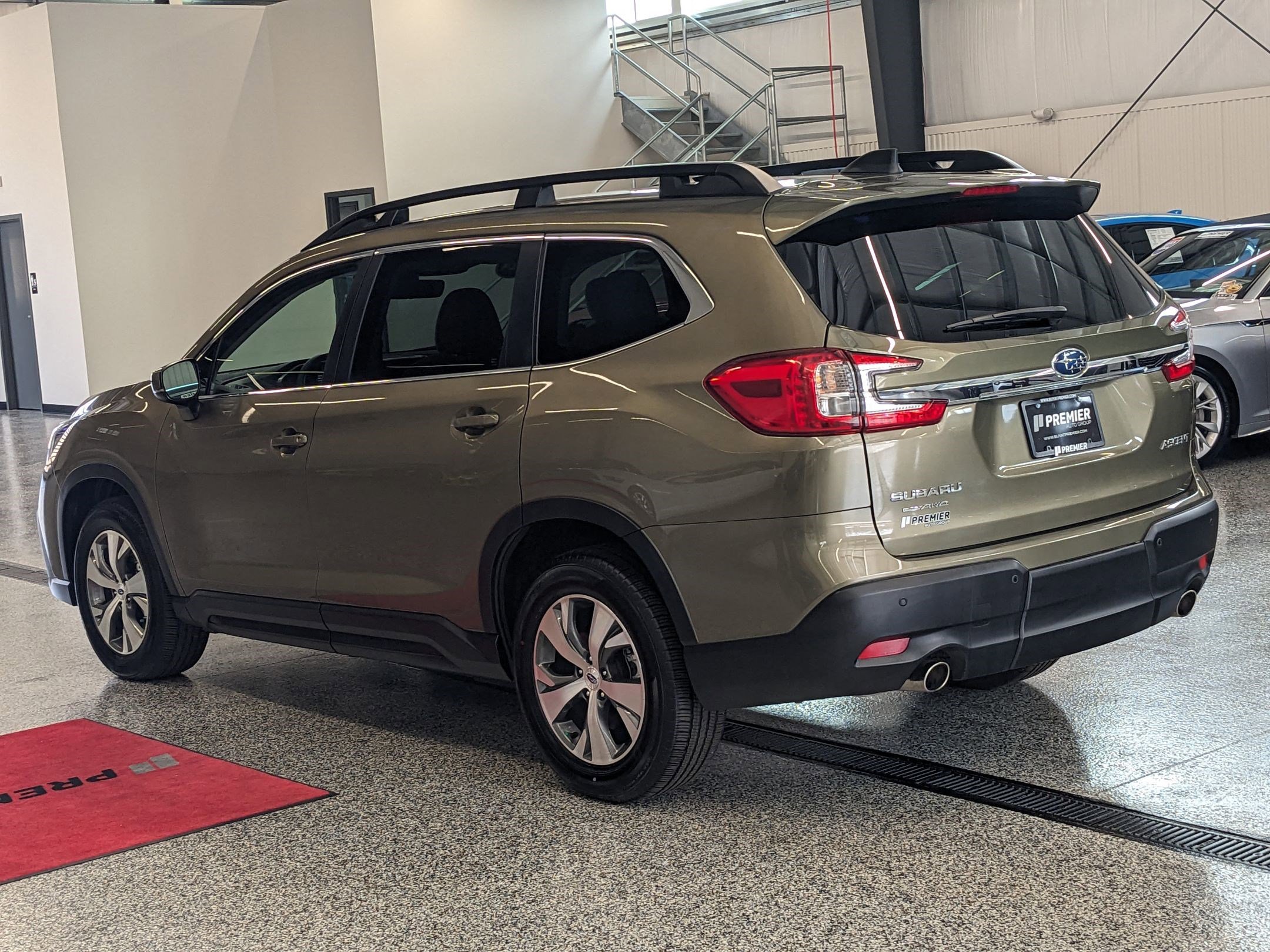 2024 Subaru Ascent Premium photo 4