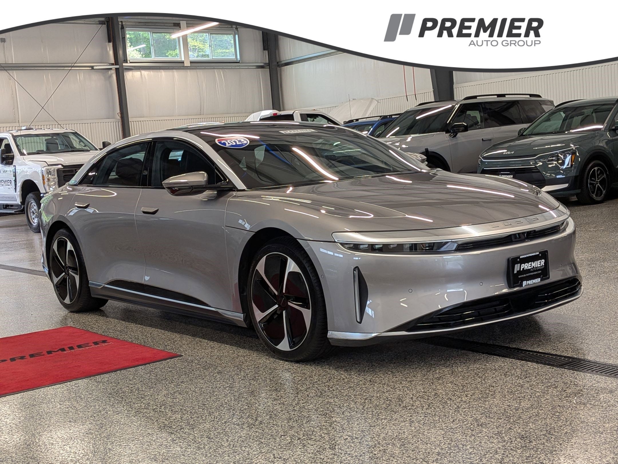 2023 Lucid Air Touring's photo
