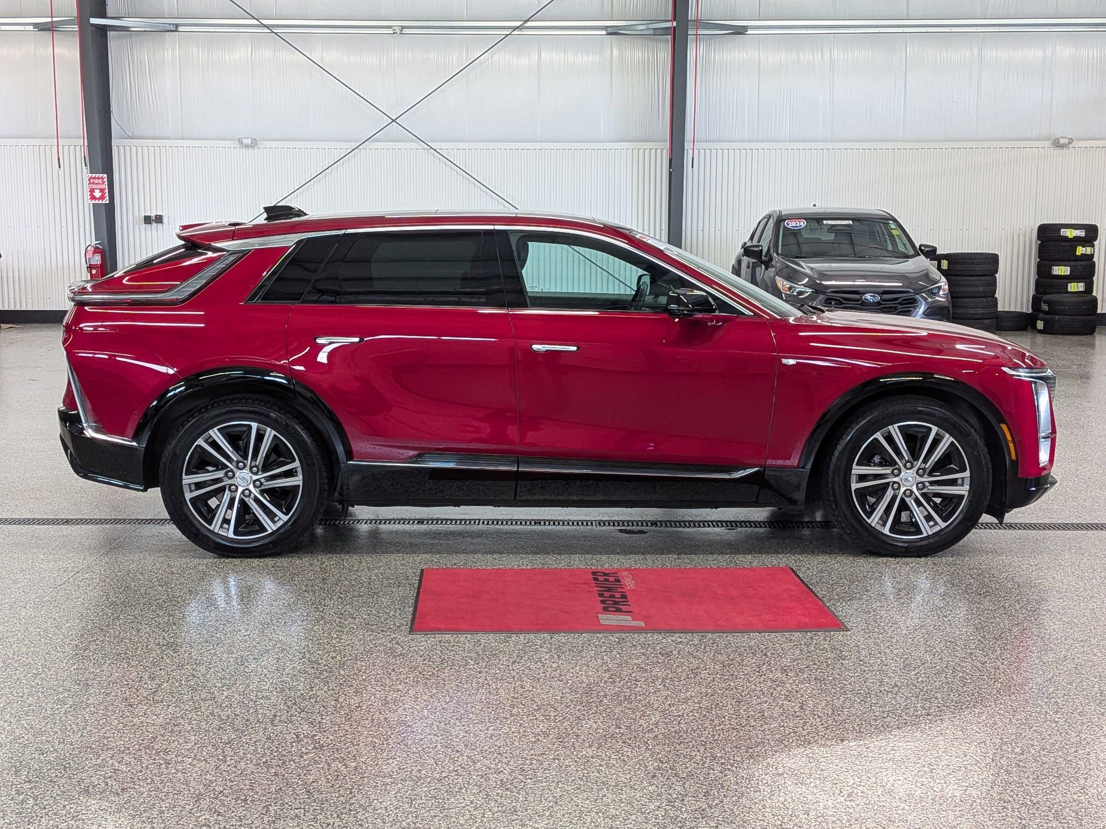 Used 2024 Cadillac LYRIQ Luxury 2 with VIN 1GYKPRRL2RZ116762 for sale in Branford, CT