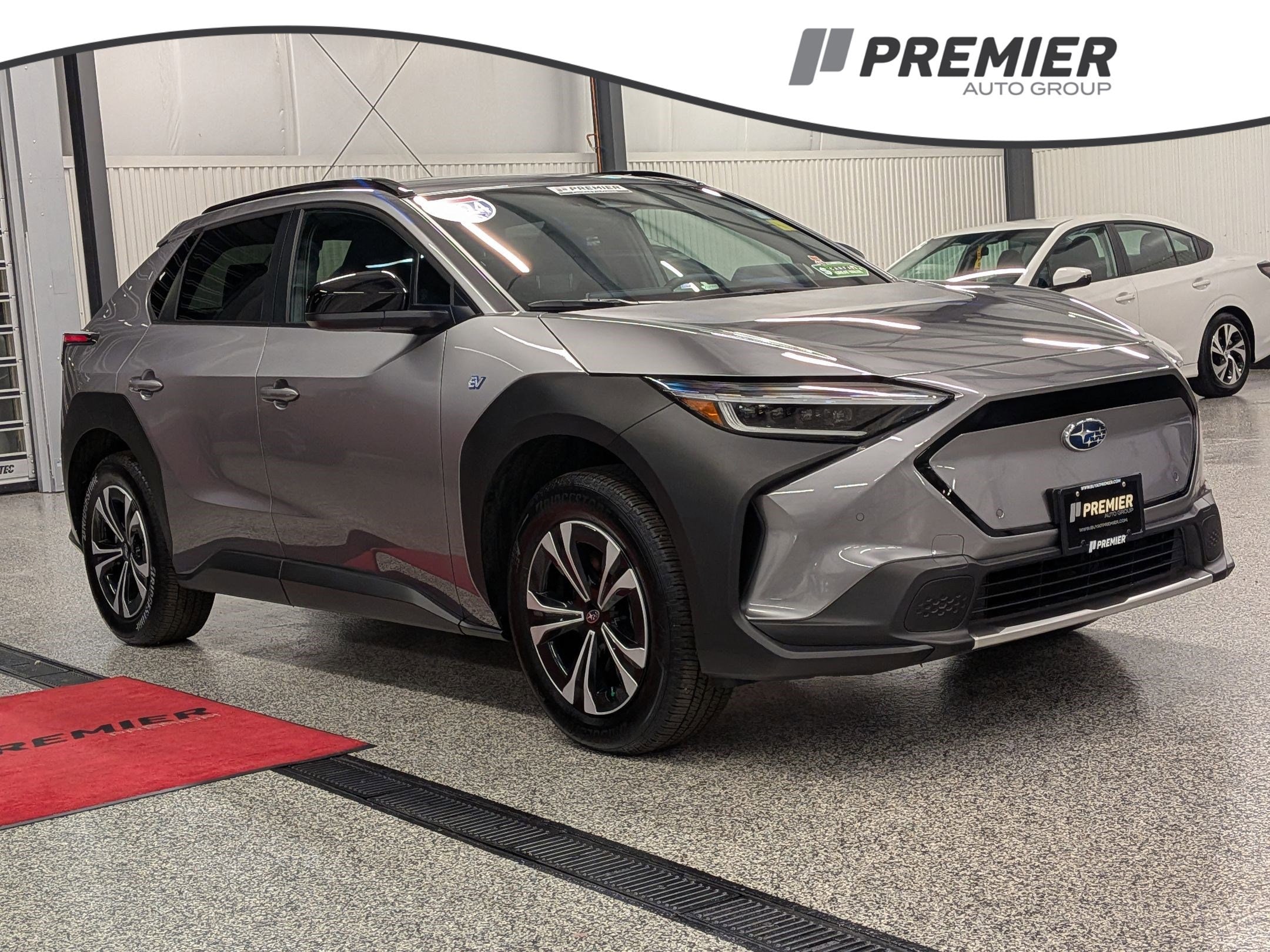 2024 Subaru Solterra Premium's photo