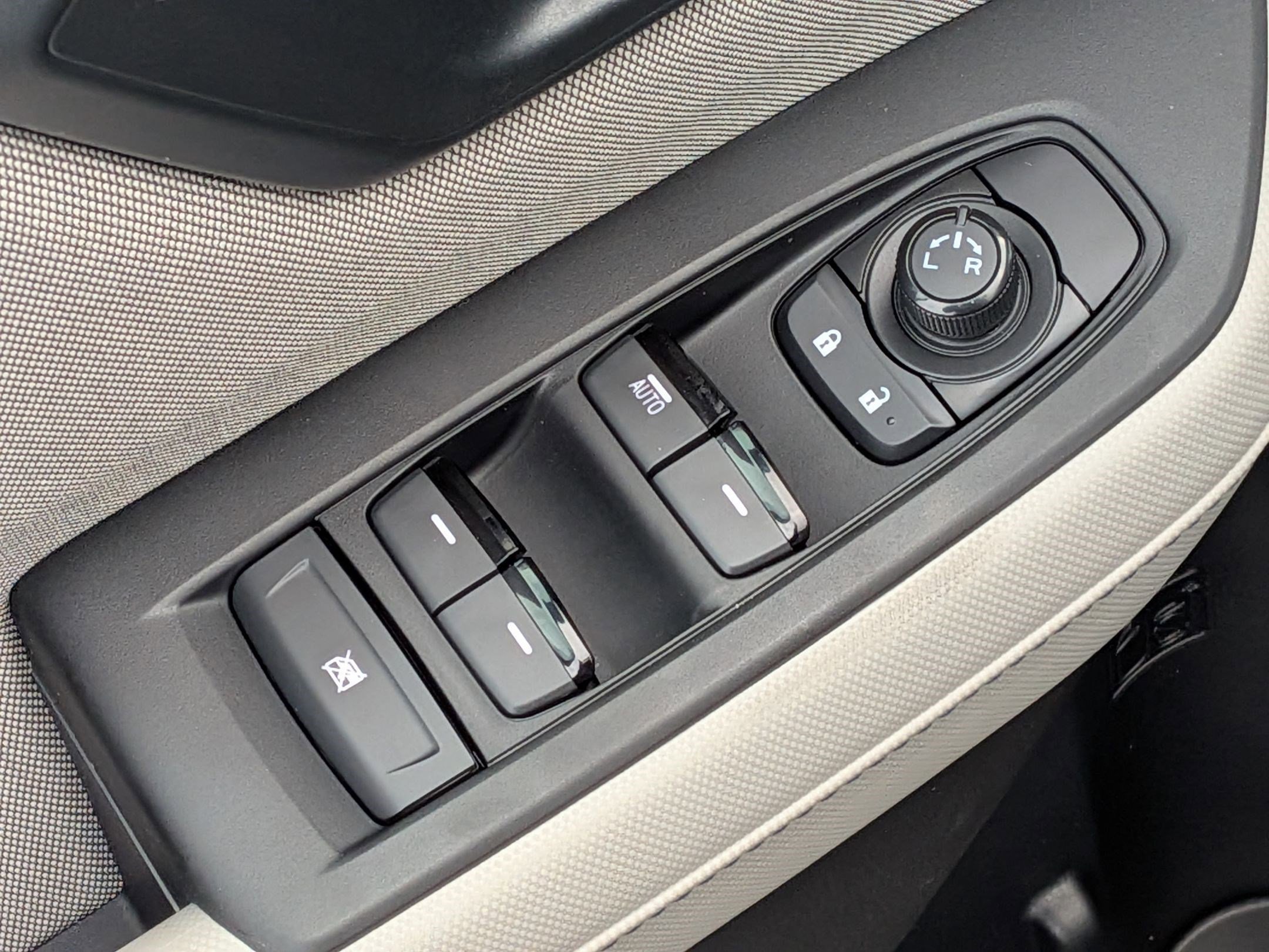 2026 Subaru Forester Base - Photo 20